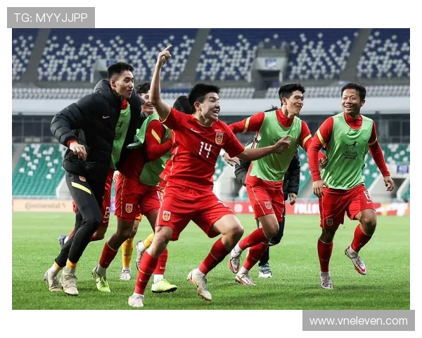 国青 81-76 爆冷击败美国队！2 人封神 4 人低迷，团队韧性成制胜关键
